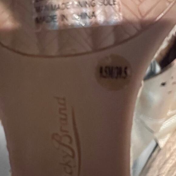 Lucky Brand Keela women’s 9.5 leather gold crisscross open Espadrille sandal ￼ - Picture 12 of 12